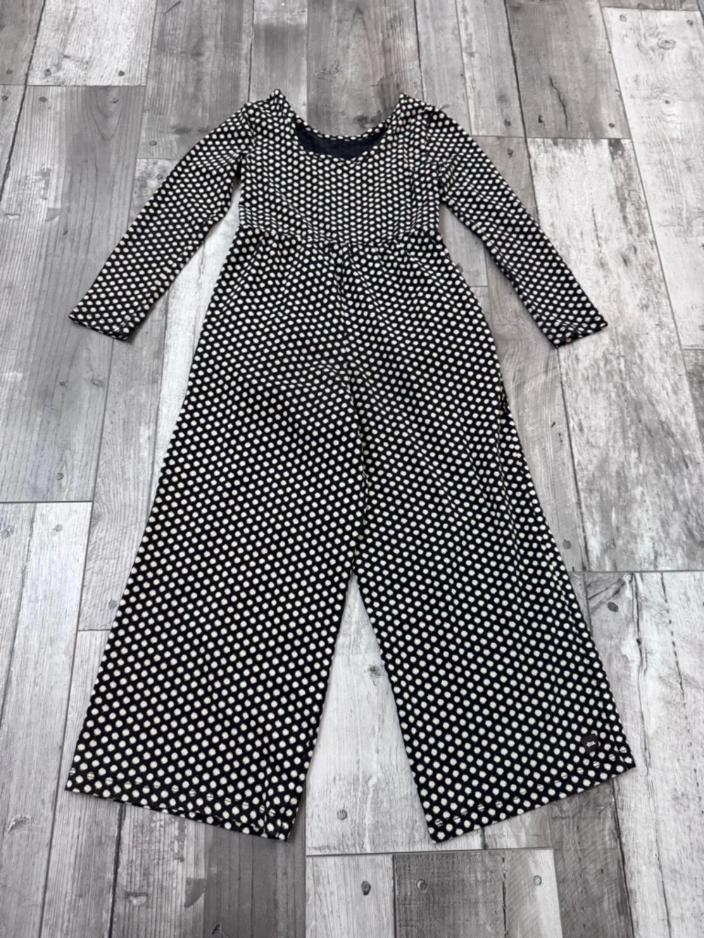 Tea Collection Just for Kicks Black Polka Dot Long-Sleeve Jumpsuit Girls 6 - Picture 7 of 7